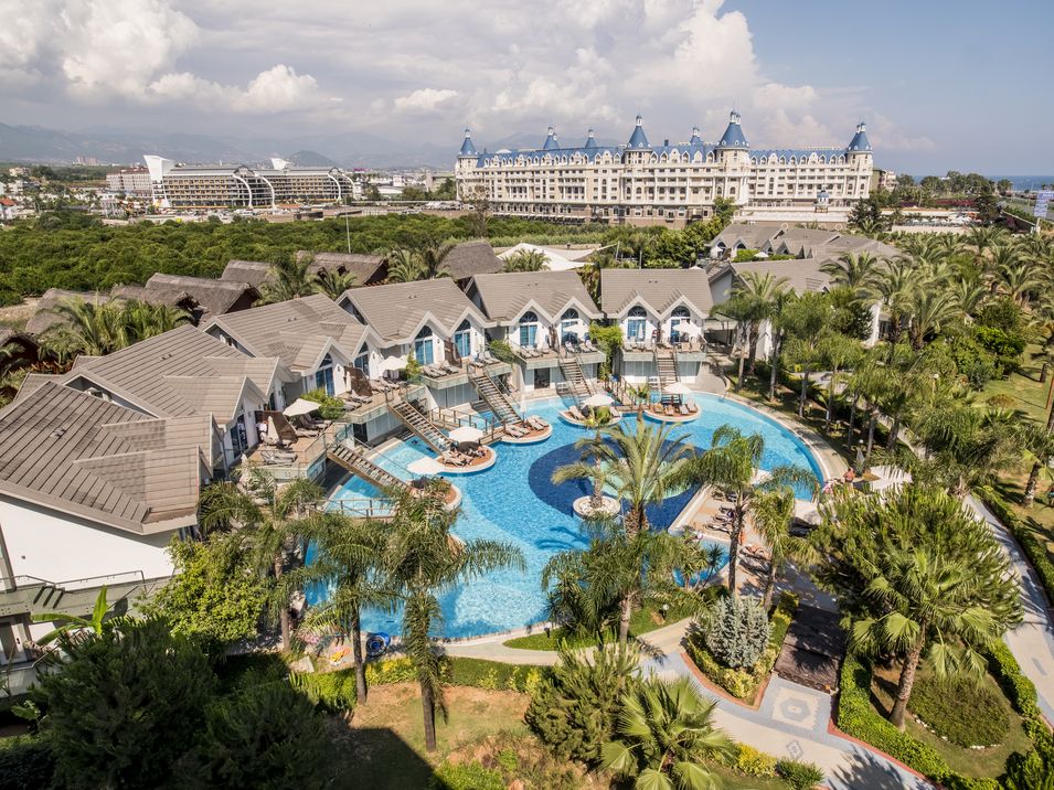 teren hotelu, wakacjepl, 53Q, 53R, 82648, 9D8, D16, 136, 75B, 27D, 947, E87