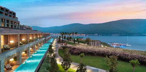 obiekt, teren hotelu, basen