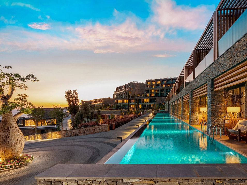 obiekt, teren hotelu, basen