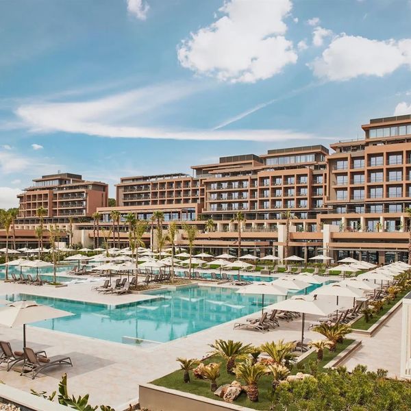 Lusso Sorgun — Side, Turcja