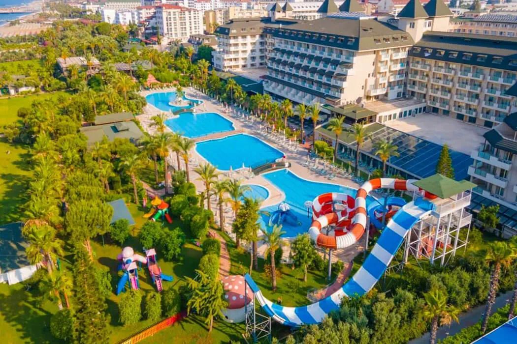 M. C. Arancia Resort - teren hotelu