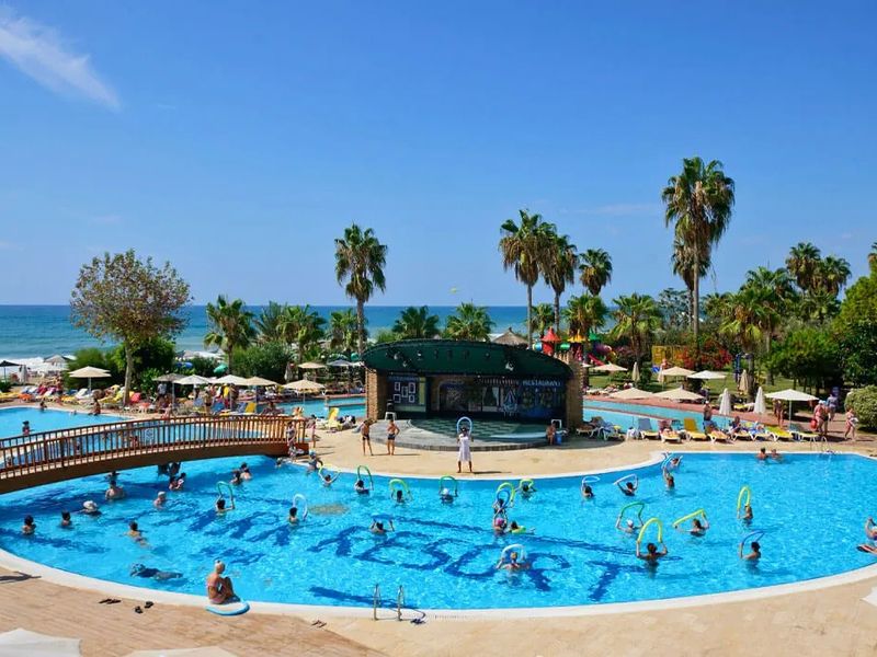 M. C. Beach Resort (ex. Otium MC Beach Resort) 5*