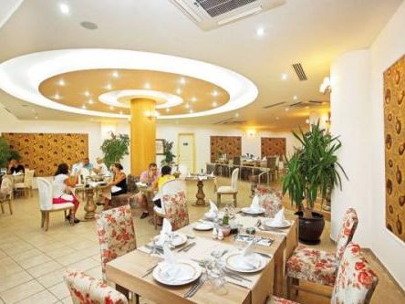 Majesty Palm Beach 5*