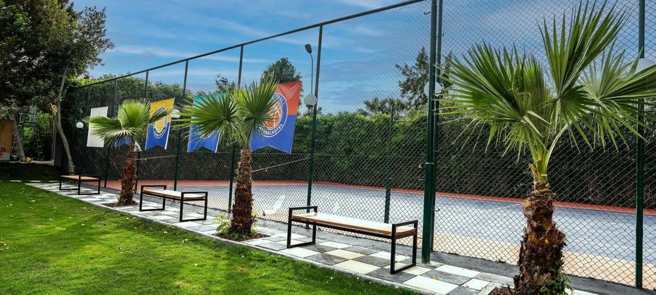 Marbel by Palm Wings