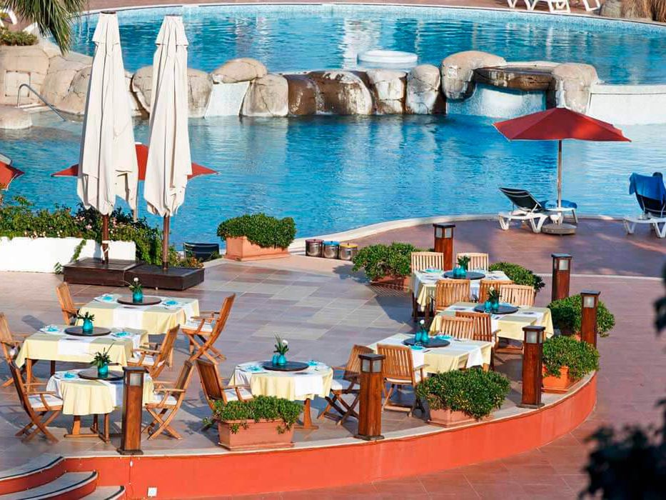 basen, pool bar
