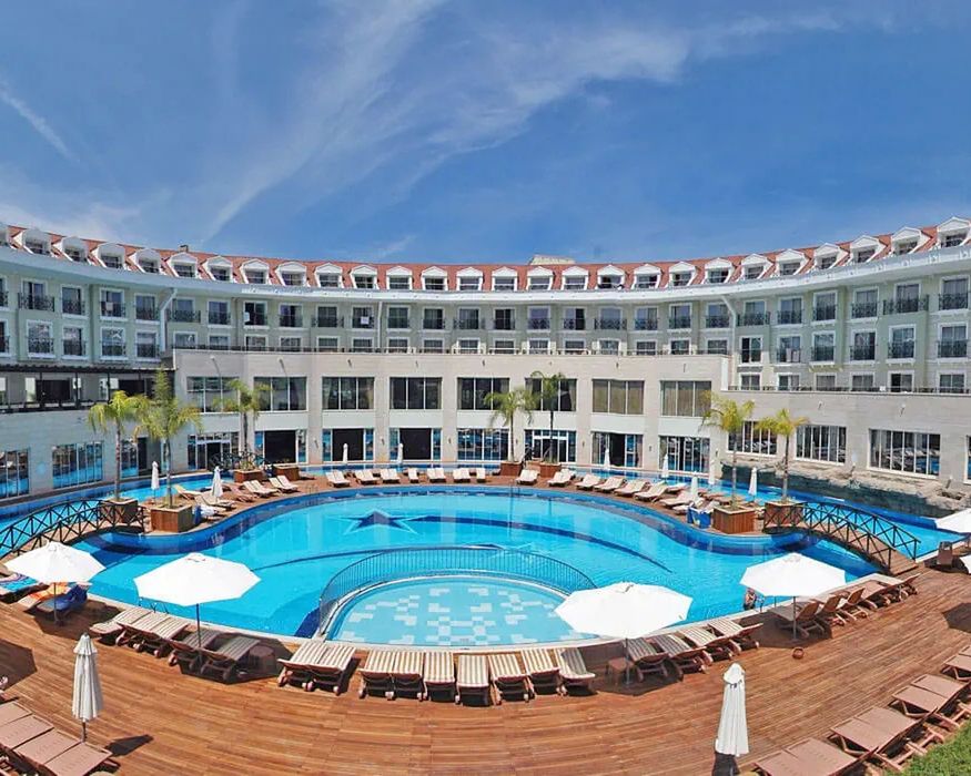 Meder Resort