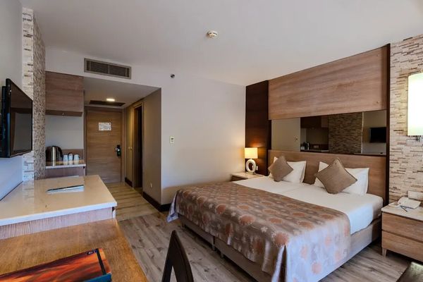 Melas Holiday Village