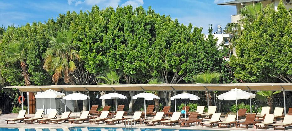 Mira Meridia Beach Resort