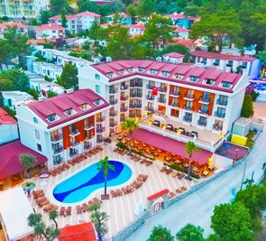 Meril Club Hotel & Spa