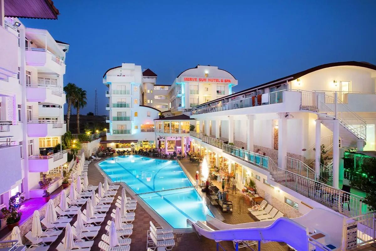 Merve Sun and Spa - basen