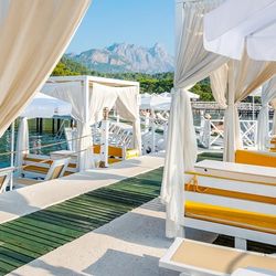 Miarosa Ghazal Resort