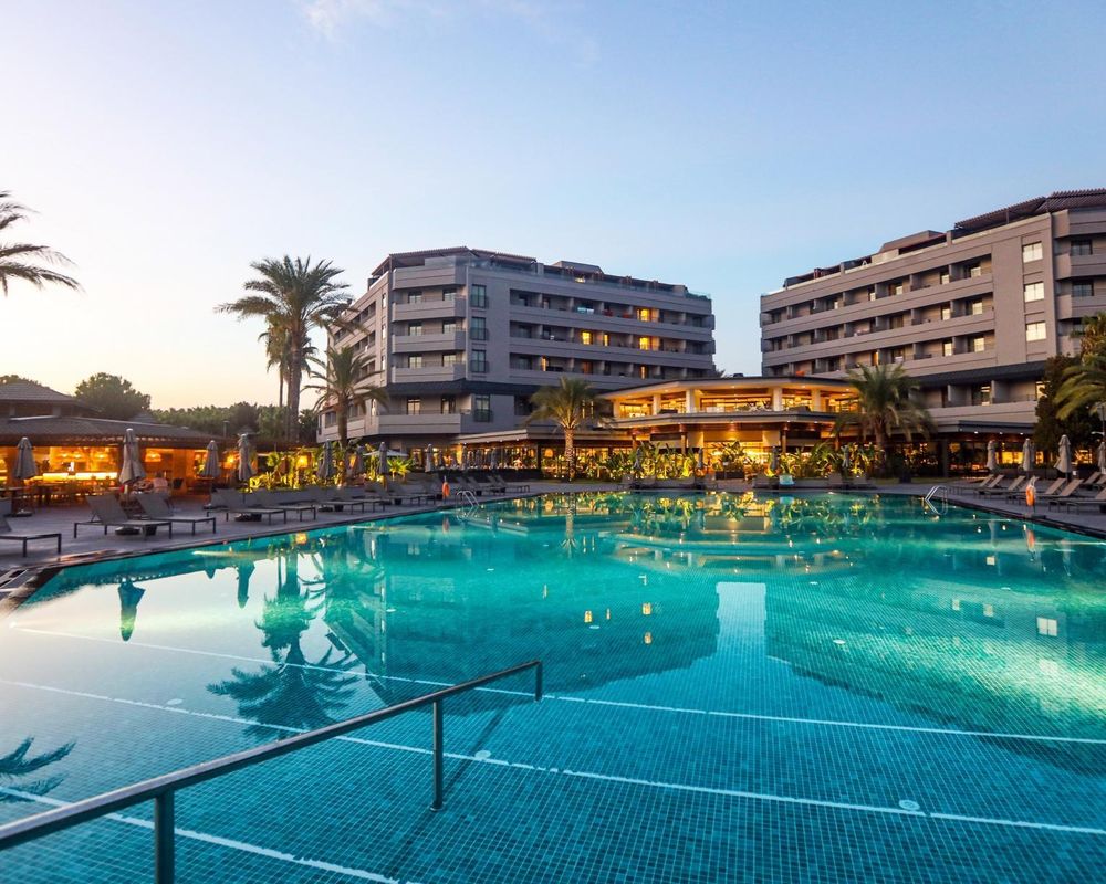 Miramare Beach (Side)