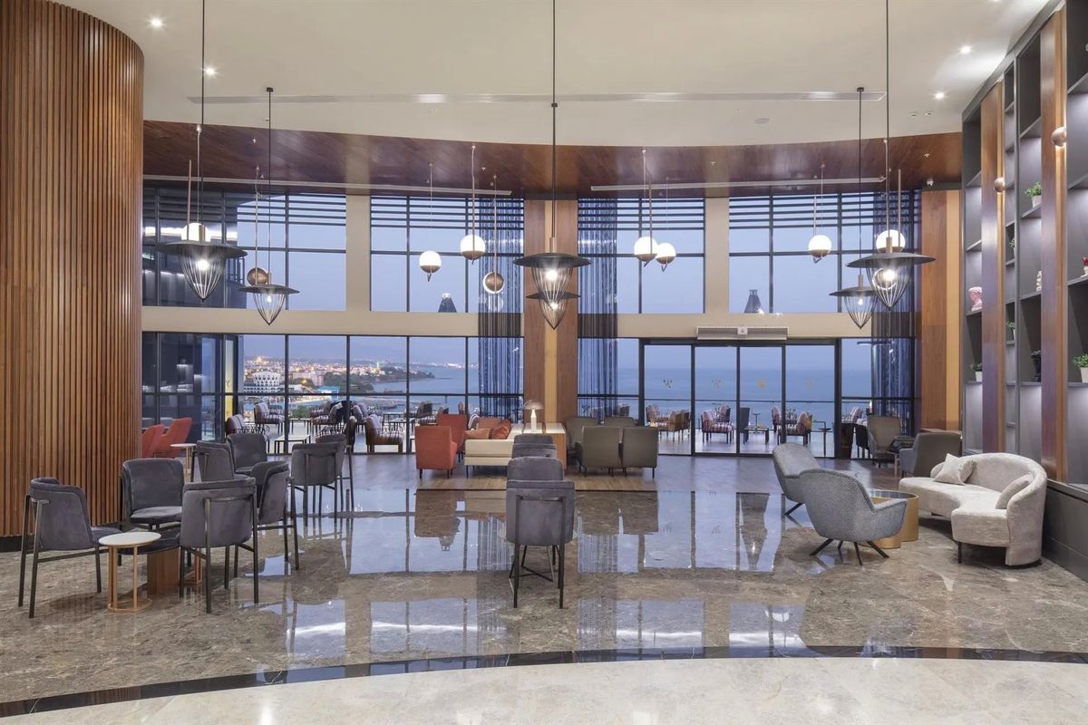 Mylome Luxury - recepcja / lobby