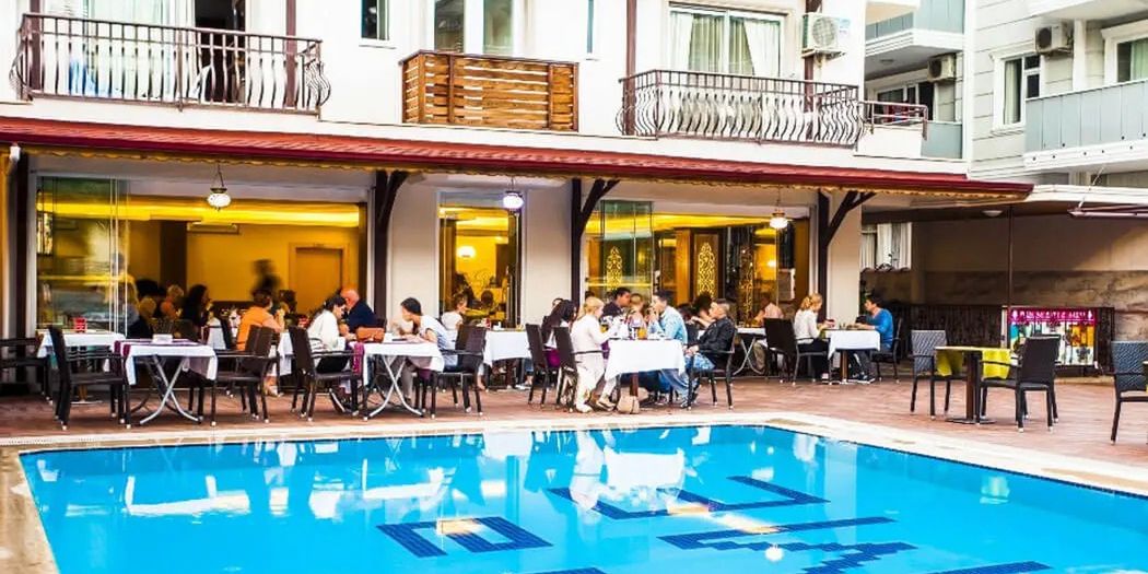 Turcja na 7 dni w kwietniu: 3⋆ hotel od 1 921 zł