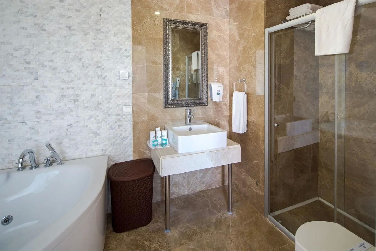 Onkel Beldibi Resort - łazienka