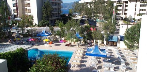 basen, teren hotelu