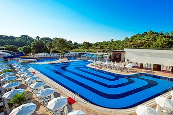 Oz Sui Resort