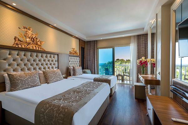 Oz Sui Resort