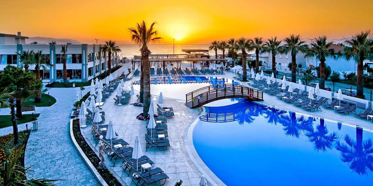 Turcja na 7 dni w maju: 5⋆ hotel od 4 256 zł