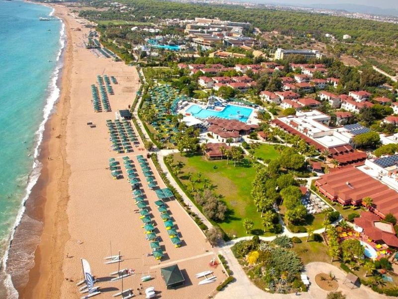 Paloma Paradise Beach