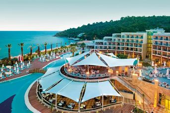 Paloma Pasha Resort