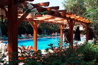 Perdikia Beach