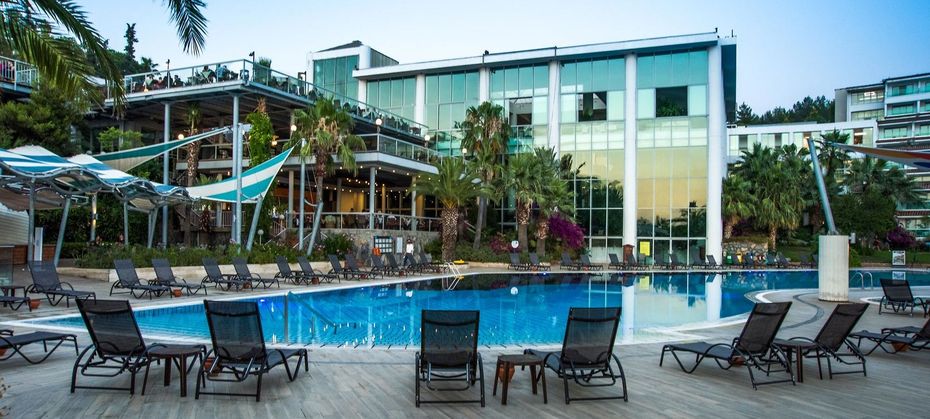 Pine Bay Holiday Resort