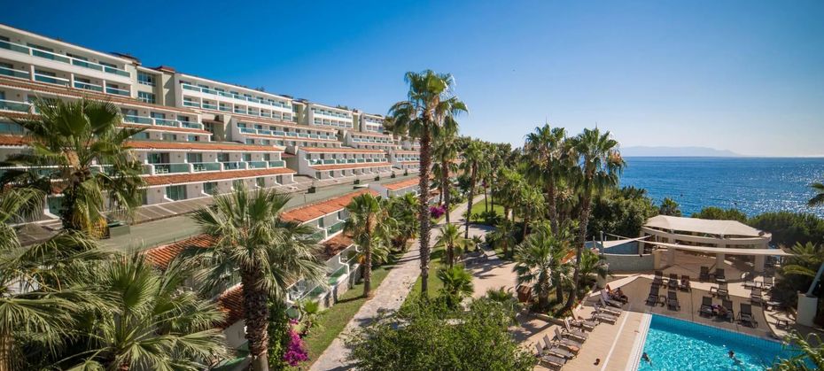 Pine Bay Holiday Resort