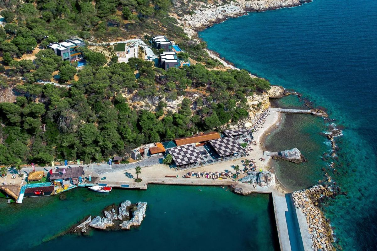 Pine Bay Holiday Resort - teren hotelu