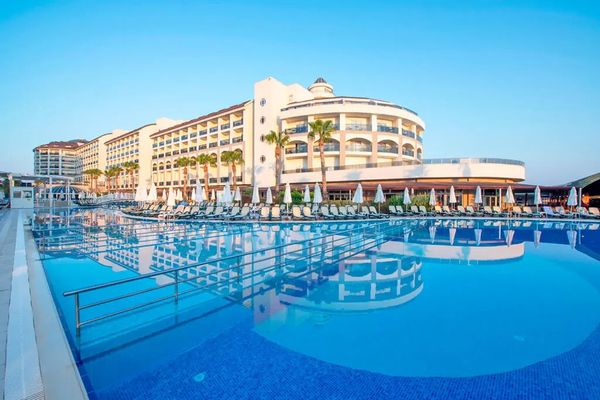 Port River & Spa