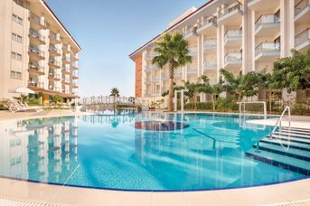Ramada Hotel & Suites by Wyndham