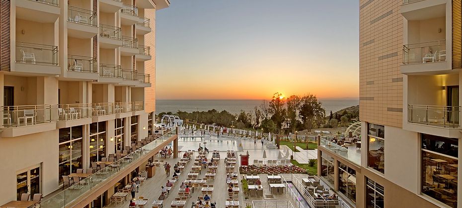 Ramada Resort Kusadasi