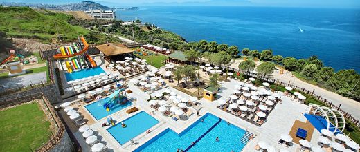 Ramada Resort Kusadasi