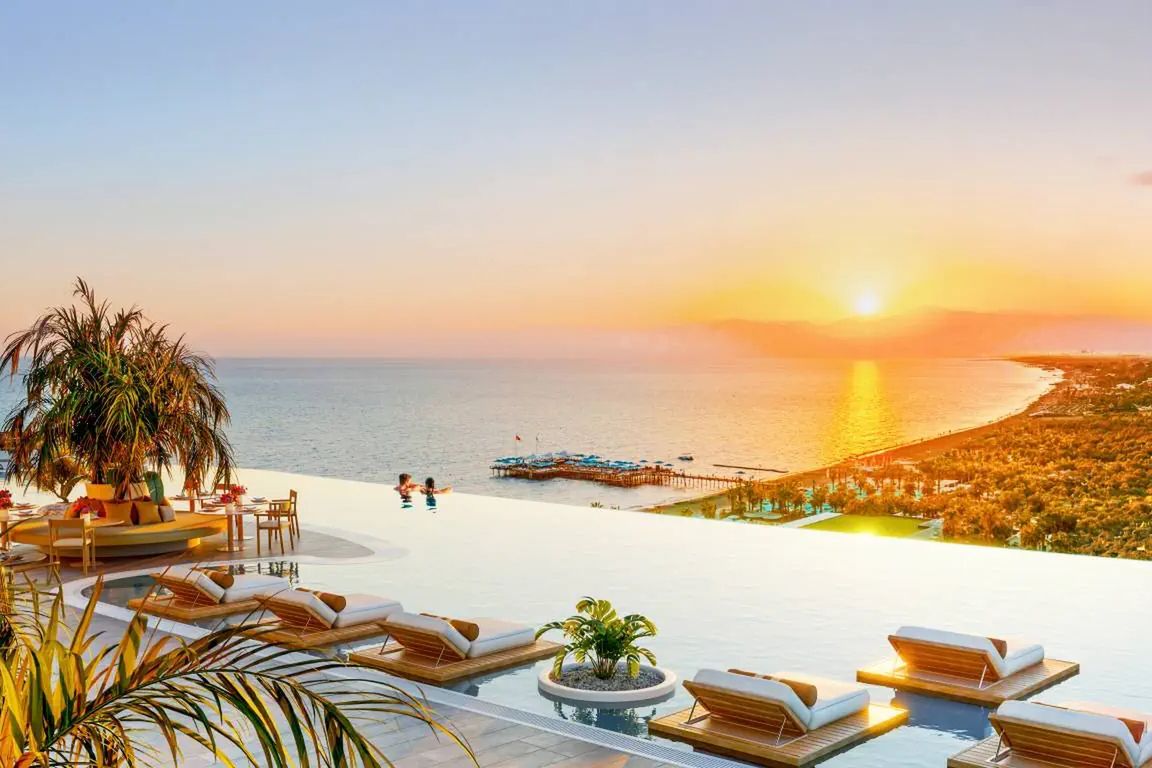 Regnum The Crown - Zdjecie hotelu