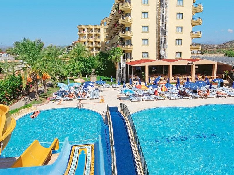 Relax 4*