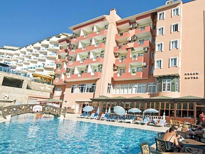 Rheme Capitol Beach 4*