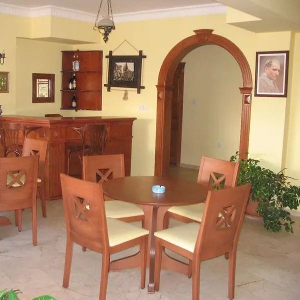Rosy Suites
