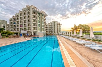 Royal Atlantis Resort