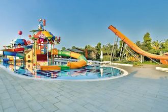 Saturn Palace Resort