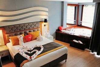 Saturn Palace Resort