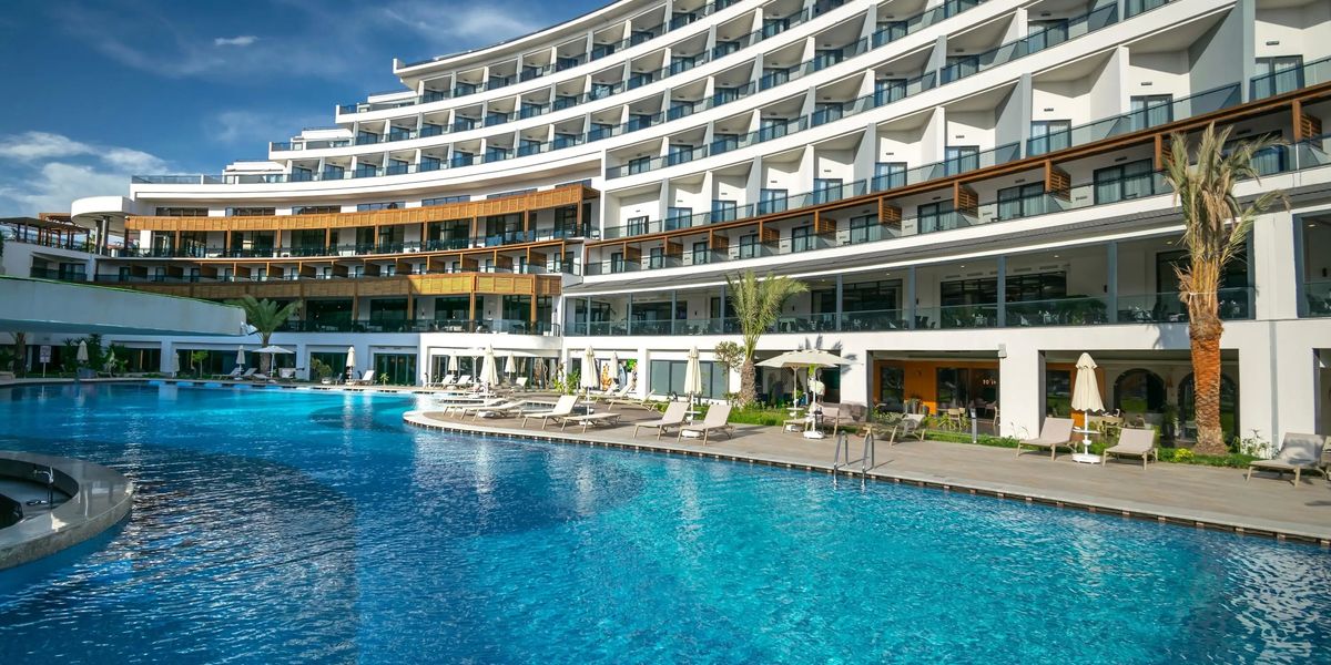 Turcja na 7 dni w styczniu: 5⋆ hotel od 3 303 zł