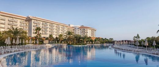 Seaden Sea World Resort & Spa