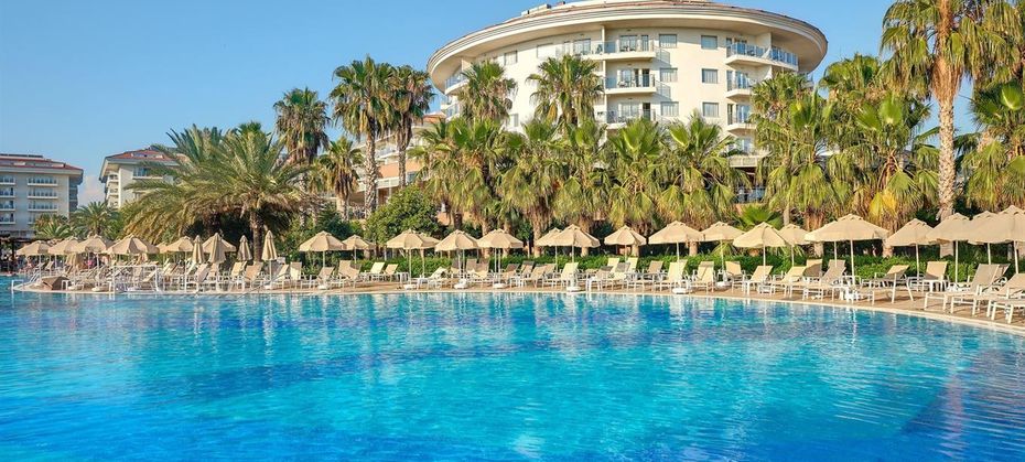 Seaden Sea World Resort & Spa