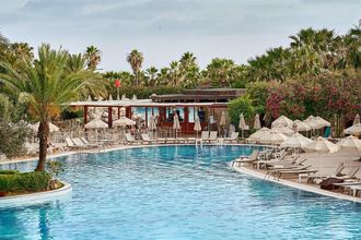 Seaden Sea World Resort Spa