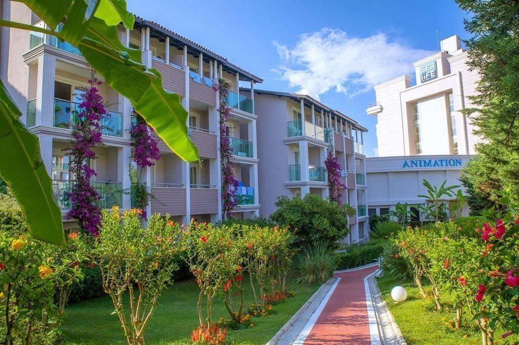 Sealife Buket Resort & Beach - teren hotelu