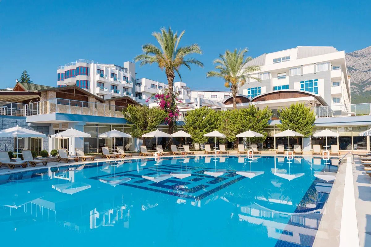 SeaLife Kemer Resort (ex. PGS Rose Residence Beach) - basen