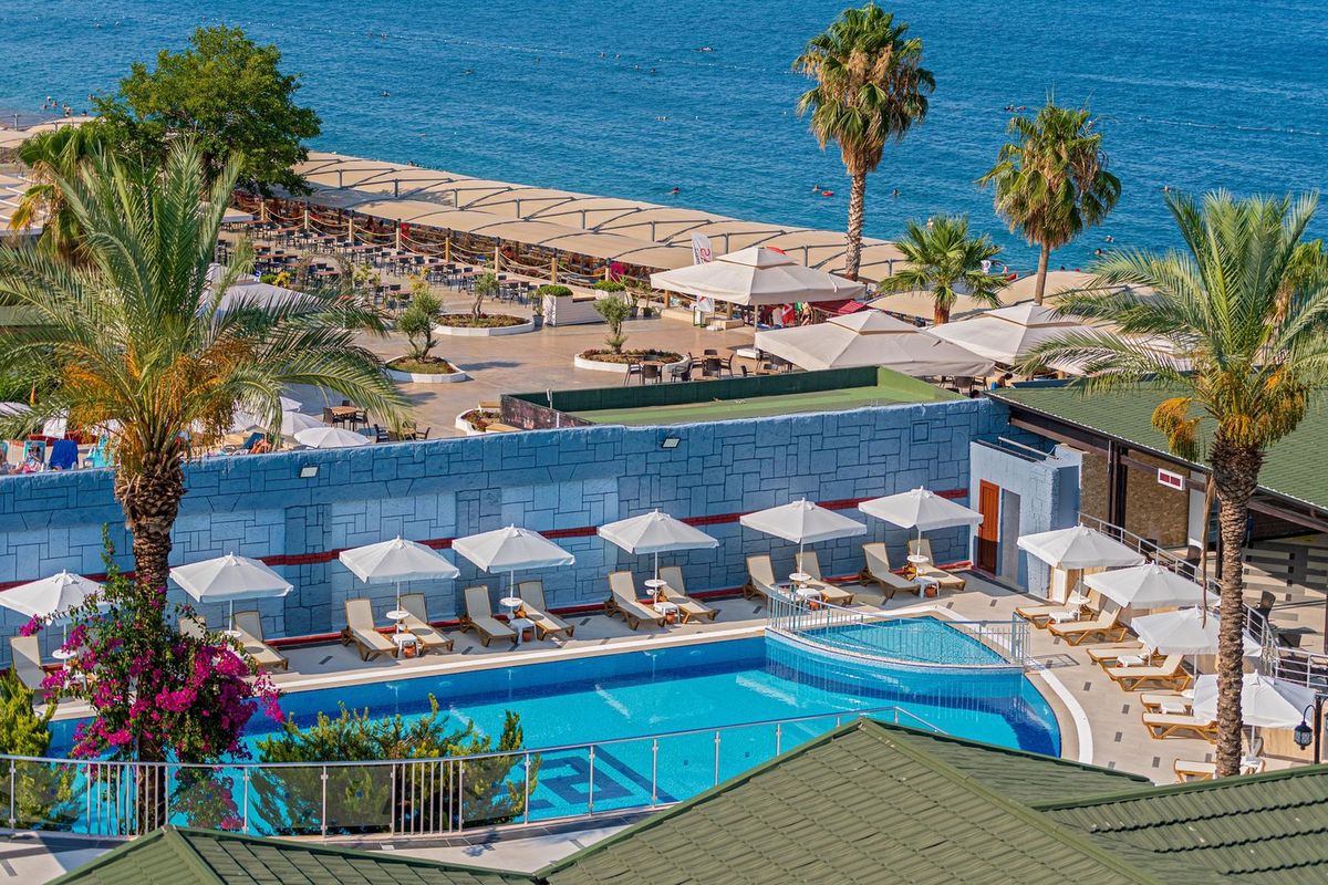 SeaLife Kemer Resort (ex. PGS Rose Residence Beach) - teren hotelu