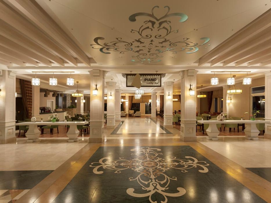 lobby bar