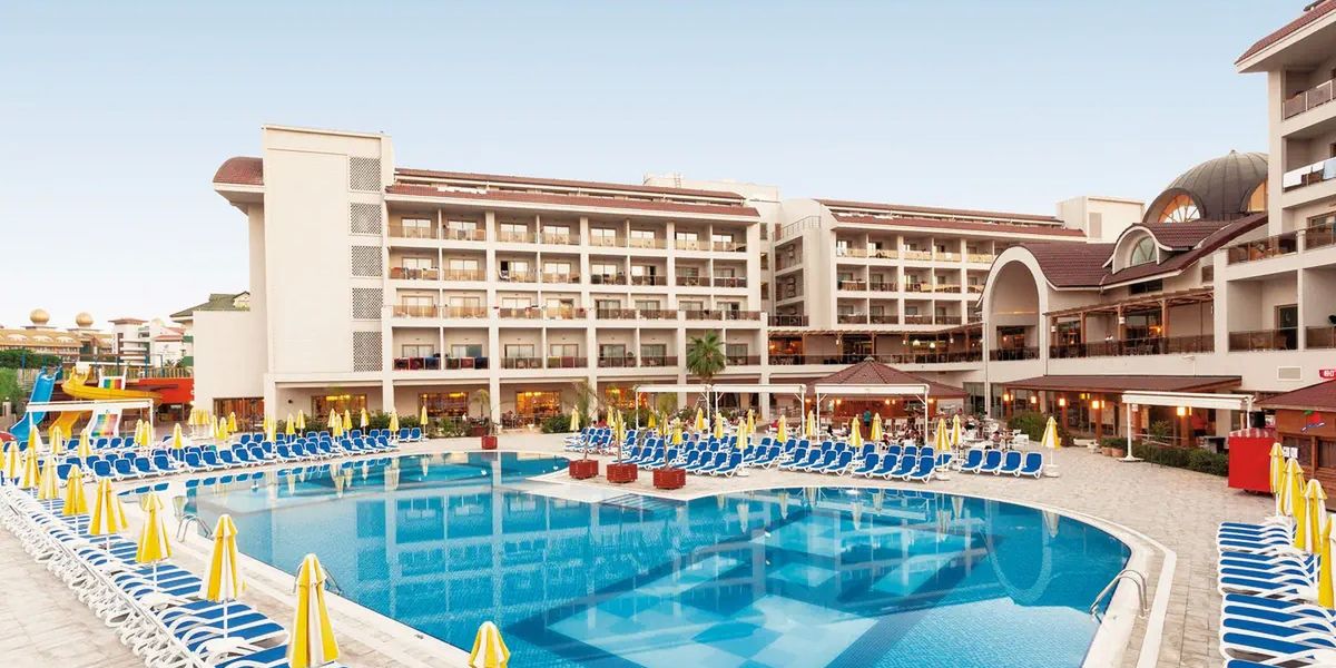 Turcja na 7 dni w kwietniu: 5⋆ hotel od 2 290 zł