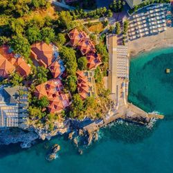 Senza Garden Holiday Club